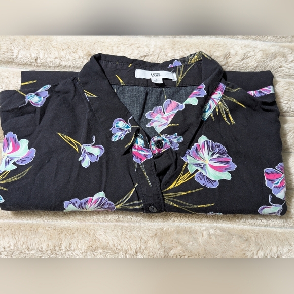 Vans Short Sleeve Black with Floral Pattern Button Down Shirt Size L - Picture 5 of 5